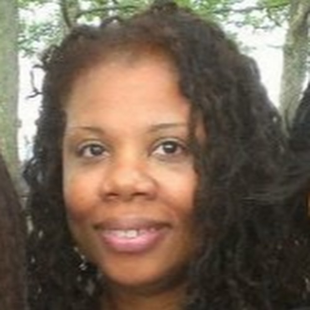 Meet your Posher, Donalda